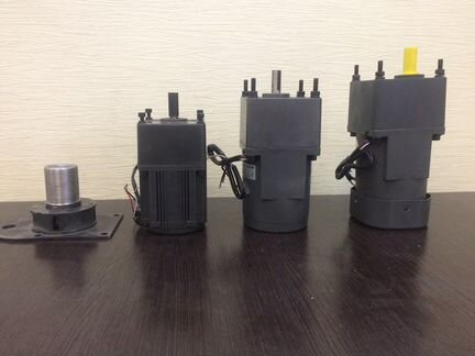 Мотор-редуктор для пеллетной горелки, гибкий шнек