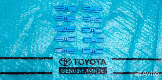 Клипсы молдингов лобового стекла Toyota Lc 150