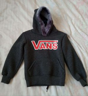 Новый теплый джемпер на мальчика 2-4 лет