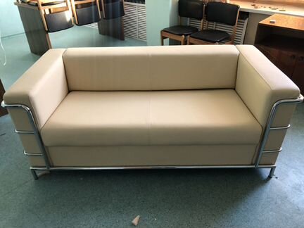 Перетяжка мягкой мебели