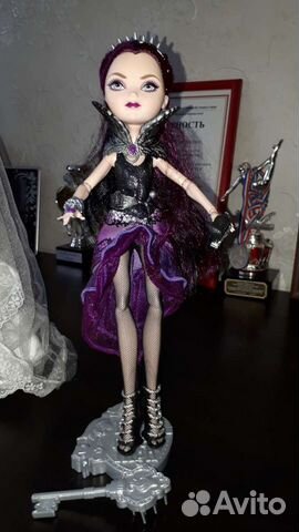 Кукла Монстер Хай Ever After High Raven Queen