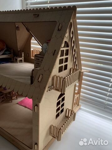 Домик кукольный