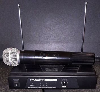 Микрофон KAM вокальный Pro радио KWM6 лиценз Shure