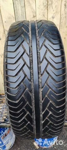 Yokohama Advan Sport V105 235/55 R17 103W