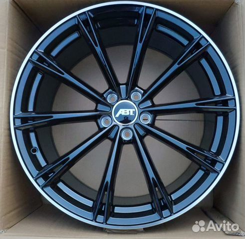 Диски Audi Q8 R22