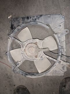 Вентилятор радиатора Mazda 323F BG