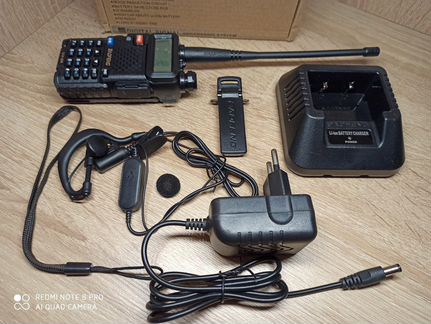 Портативная двухдиапазонная рация Baofeng UV-5R 8W