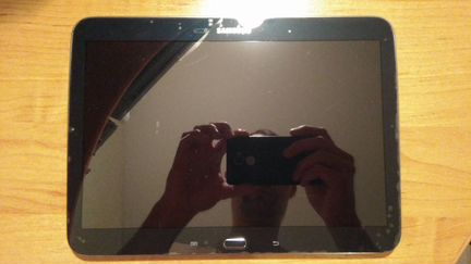 Планшет Samsung Galaxy Tab 3