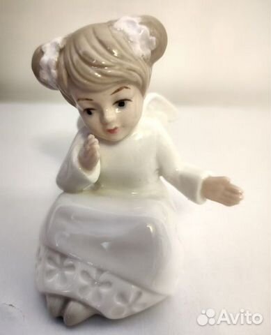 Статуэтка ангел фарфор