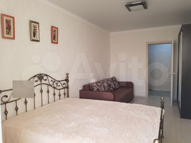 1-к. квартира, 49 м², 2/5 эт.