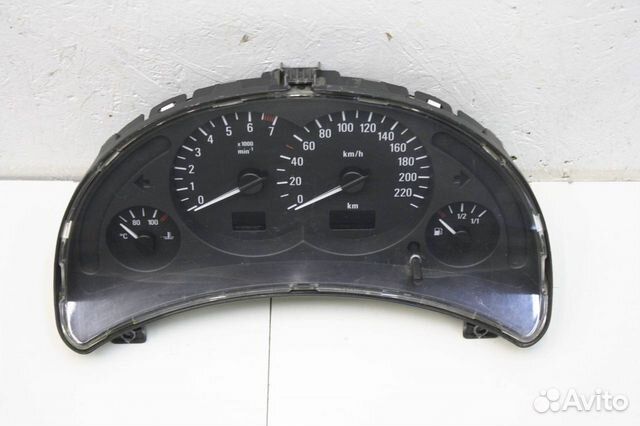 Панель приборов (щиток) Opel Corsa C F68 2003