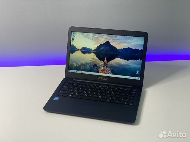 Шустрый Asus с SSD диском для офиса