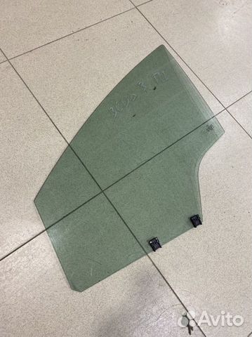 Стекло двери передней левой Пежо 3008 2009-2016