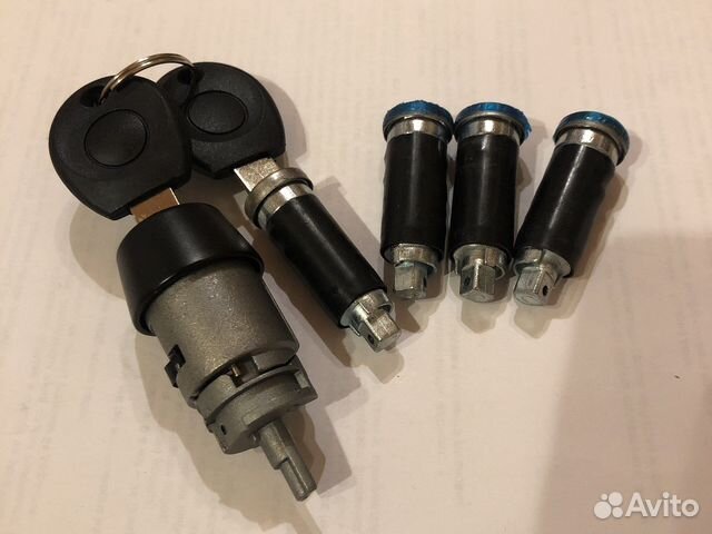 Комплект личинок замка VW T4