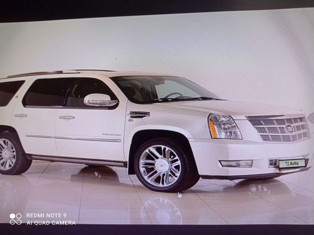 Escalade gmt900