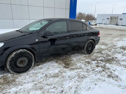 Opel Astra 1.6 МТ, 2008, 200 000 км