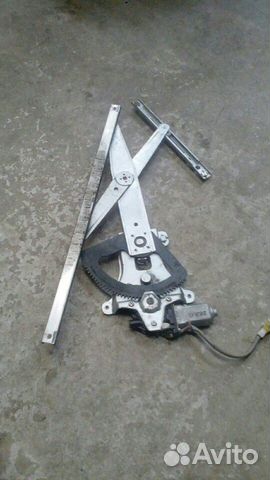 Стеклоподъемник передний правый Шевроле Авео T250