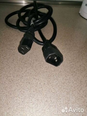 Кабель для компьютера