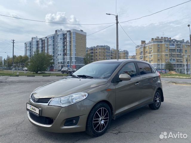 Chery very 2012