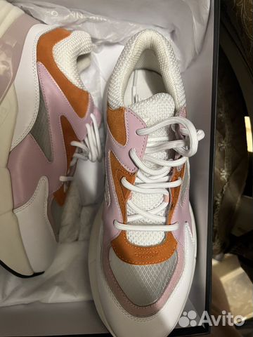 Кроссовки женские 37 размер оригинал