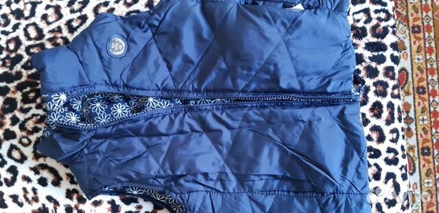 Продам жилетку