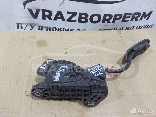 Педаль газа Toyota Hi Lux