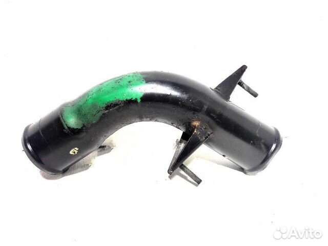 Патрубок интеркулера Mitsubishi L200