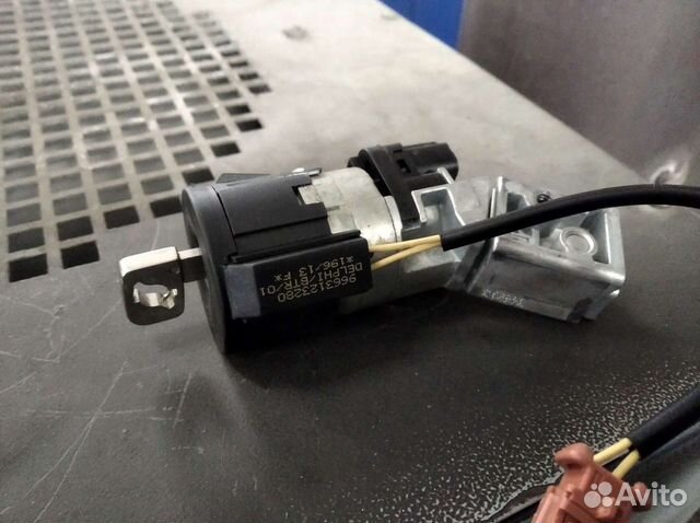 Замок зажигания Пежо Партнёр В9