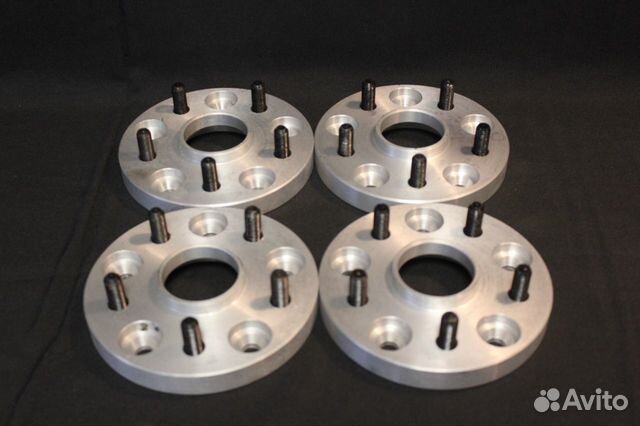 Проставки переход с 5*120 на 5*114,3 (20 мм)