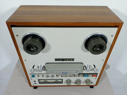 Teac X-10R супер новый в упаковке 220 вольт