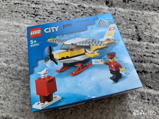 Новый Lego City почтовый самолет 60250