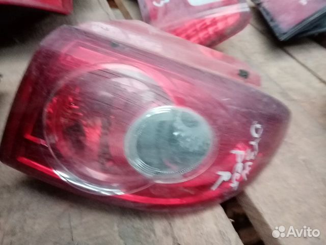 Стоп-сигнал задний правый на mazda demio DY3W, DY3