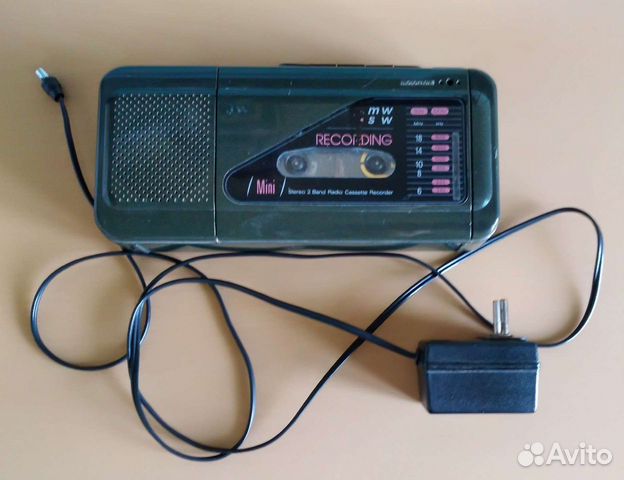 Кассетные магнитофоны с радиоприемниками - 3 вида