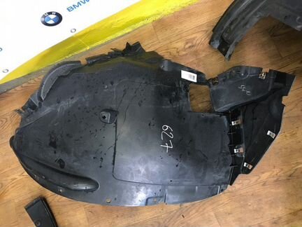 Подкрылок передний правый Bmw X5 E70 N57S 2012