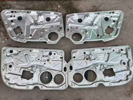 Стеклоподъемник двери Фаэтон Phaeton