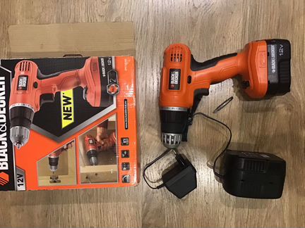 Шуруповерт black&decker