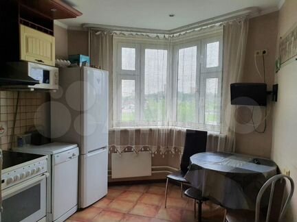 Комната 18 м² в 2-к, 2/14 эт.