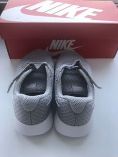 Кроссовки Nike 27 размера
