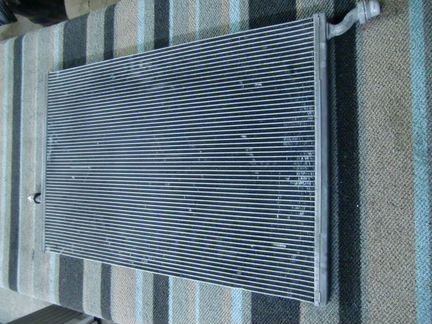 Радиатор дополнительный Mercedes W205 W213 X253