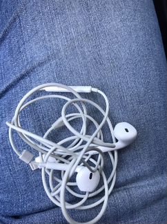 Наушники earpods
