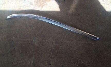 Задний левый хром молдинг 3AF 807 459 на Passat b7