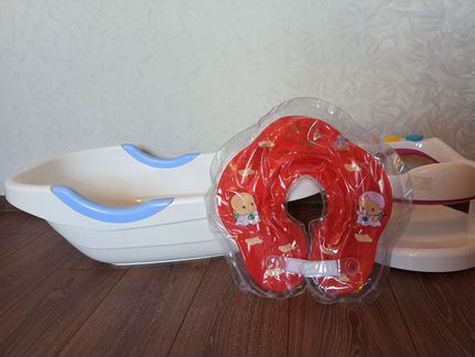 Ванночка, сиденье и круг на шею для купания