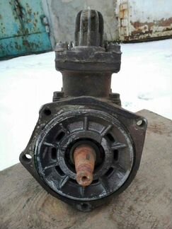 Компрессор на Исузу Форвард двигатель 6HH1