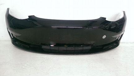 Передний бампер черный Tesla Model 3