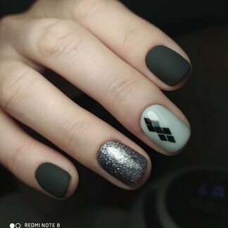 Маникюр красота