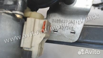 Стеклоподъемник электрический левый передний Chrys