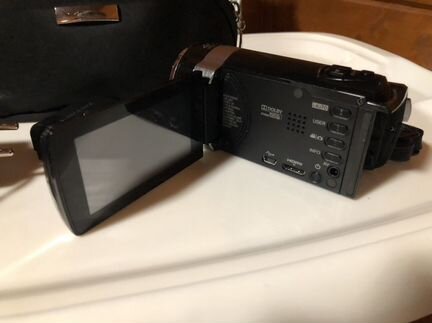 Видеокамера JVC GZ-HM446