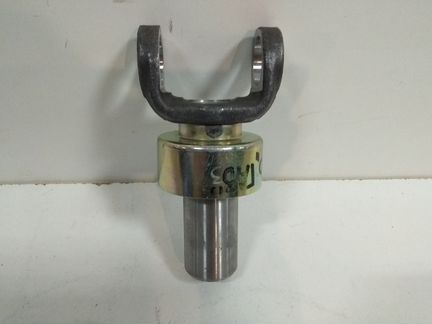 Вилка карданного вала газ 24