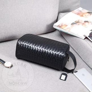 Новая кожаная косметичка Bottega Veneta черная