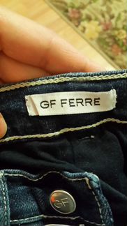 Джинсы GF Ferre на девочку 12 мес